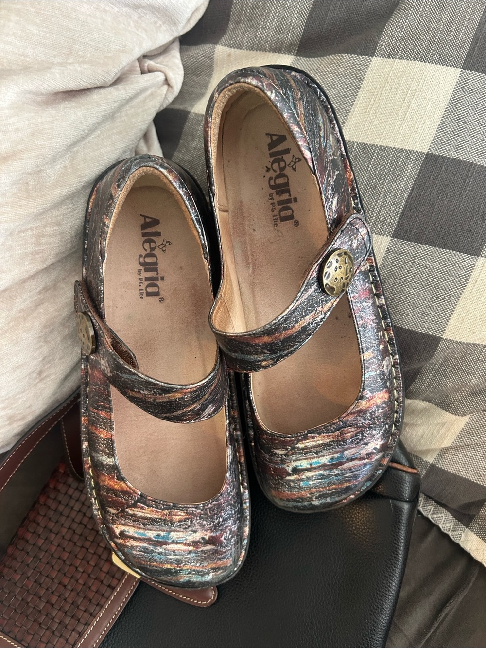 Alegria Mary Jane Shoes in Earthen 40 - Picture 7 of 8